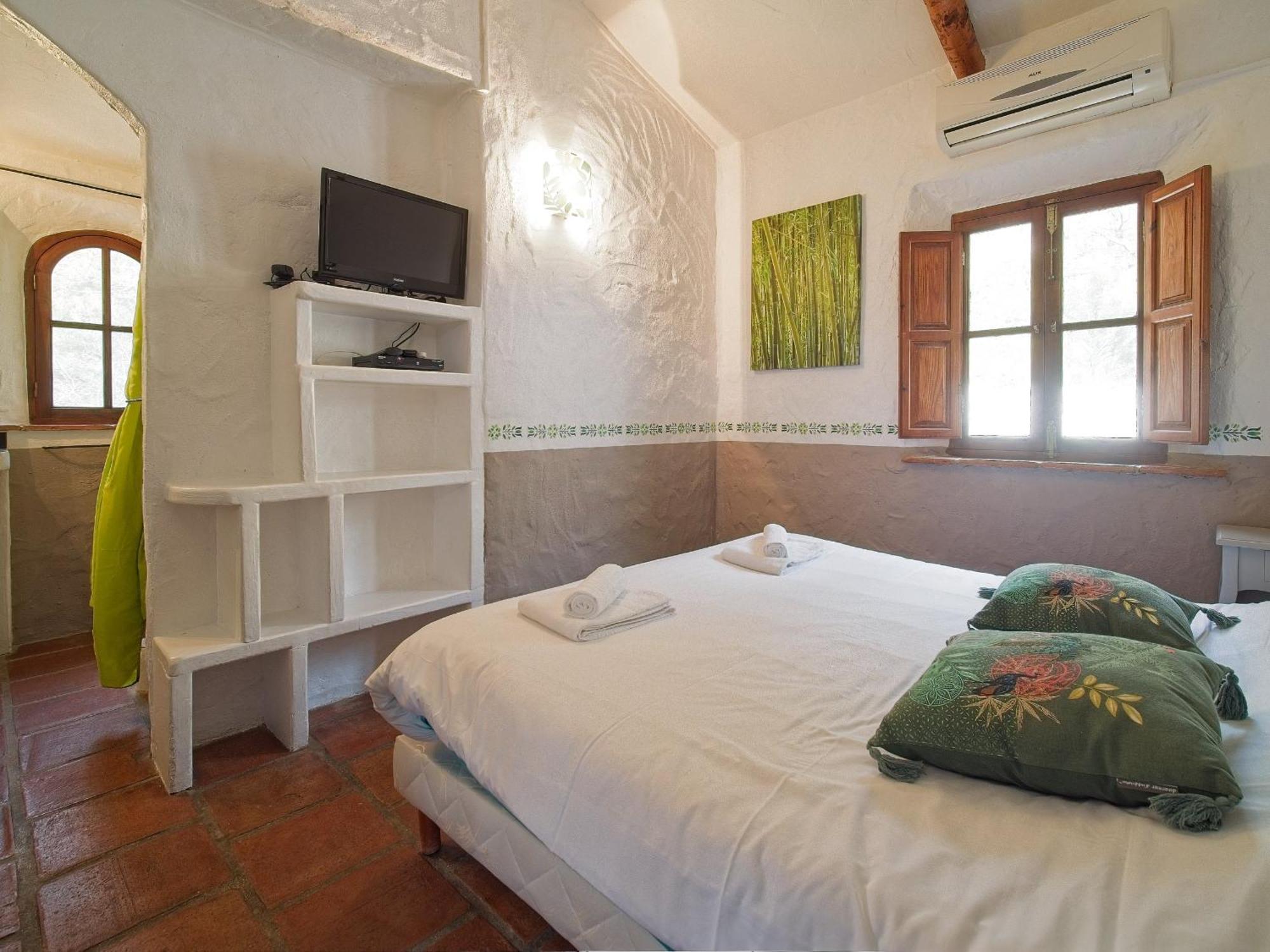 B&B Villa Chante Coucou Фонтен-де-Воклюз Екстериор снимка